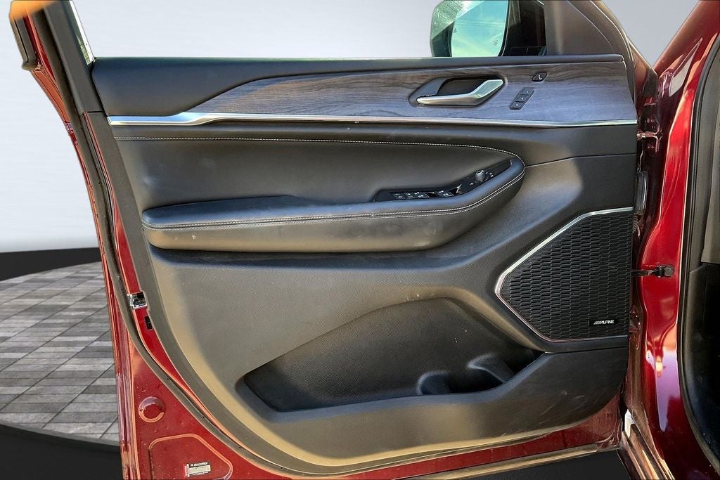 2023 Jeep Grand Cherokee Overland