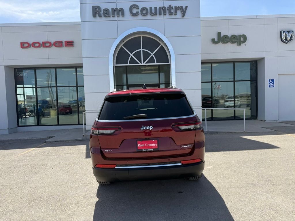 2025 Jeep Grand Cherokee L Laredo