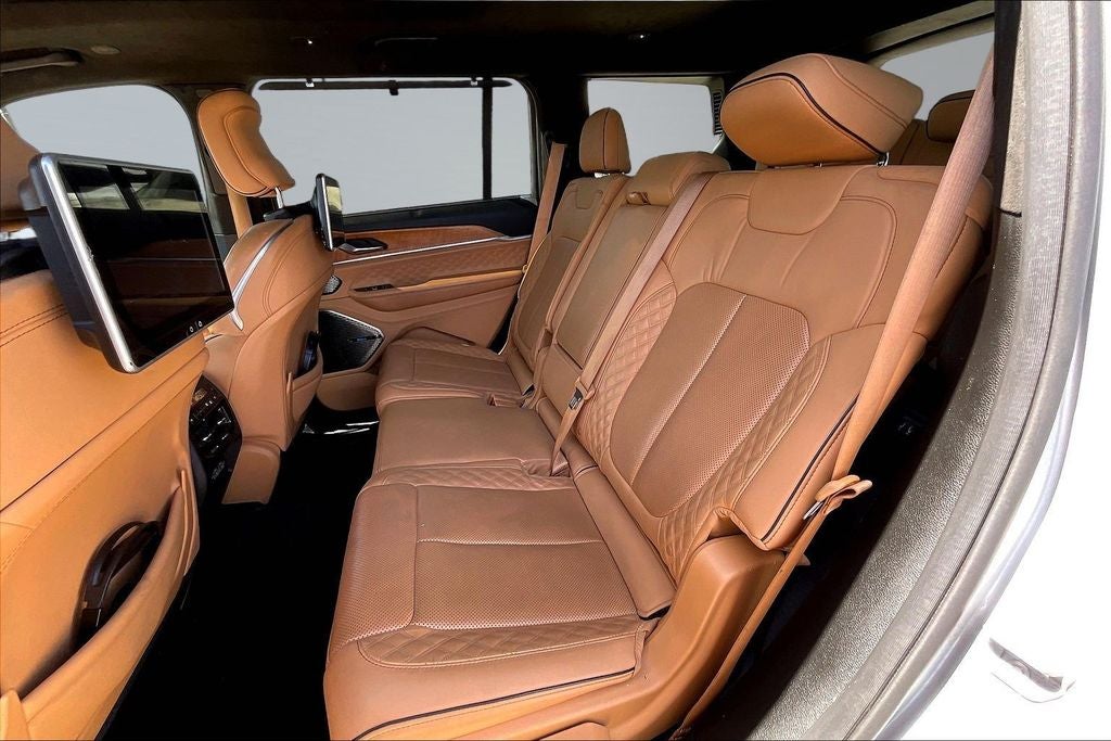 2022 Jeep Grand Cherokee L Summit