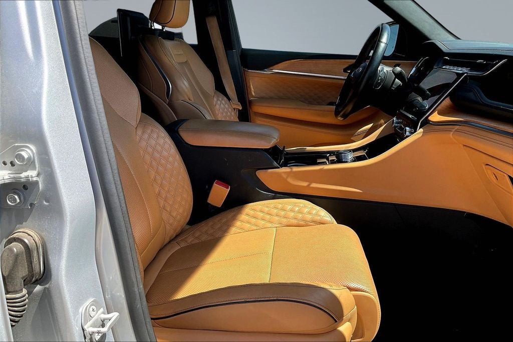 2022 Jeep Grand Cherokee L Summit