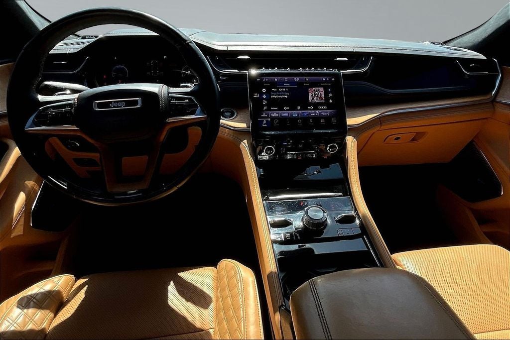 2022 Jeep Grand Cherokee L Summit