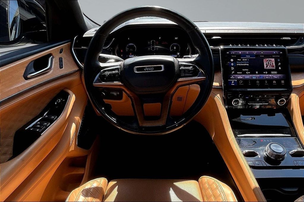 2022 Jeep Grand Cherokee L Summit