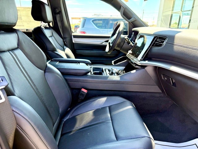 2025 Jeep Wagoneer L Series II