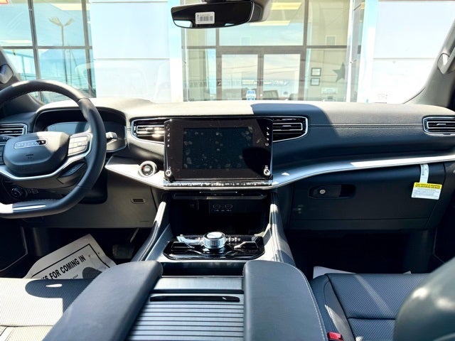 2025 Jeep Wagoneer L Series II