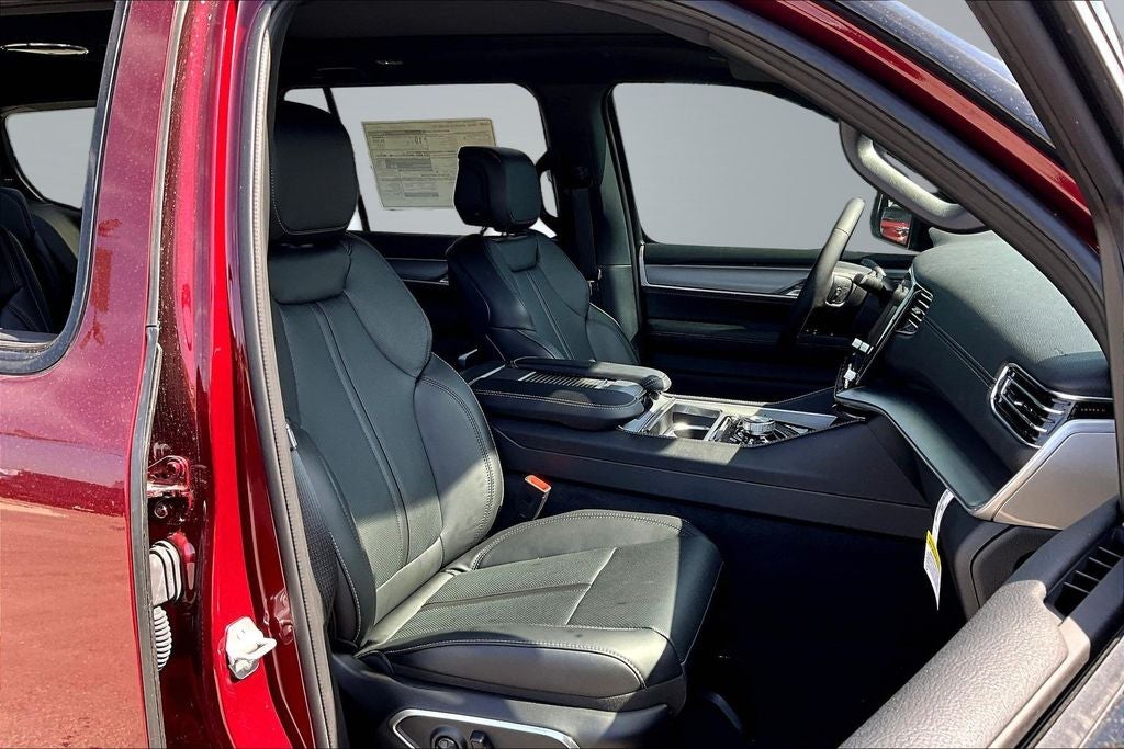 2026 Jeep Grand Wagoneer Upland