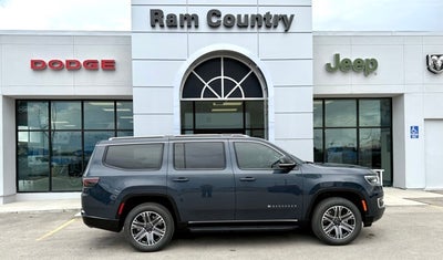 2025 Jeep Wagoneer Base 4WD