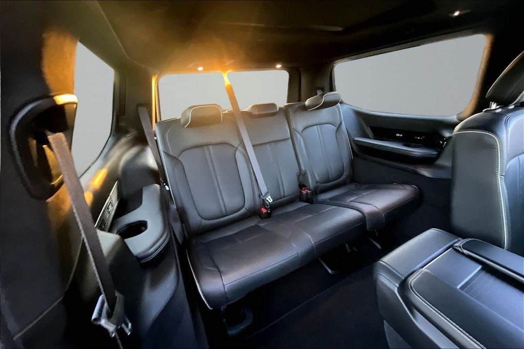 2024 Jeep Grand Wagoneer Series II