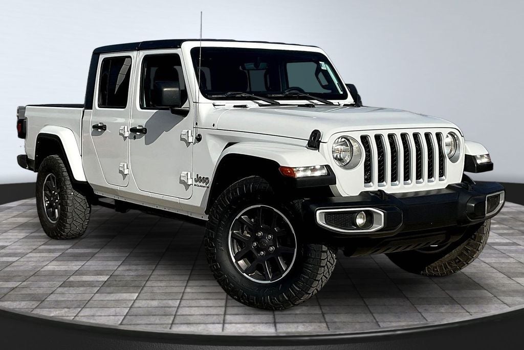 2023 Jeep Gladiator Overland