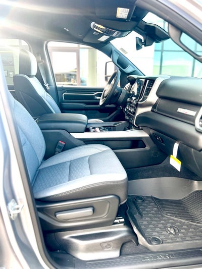 2025 RAM 1500 Big Horn/Lone Star 4WD