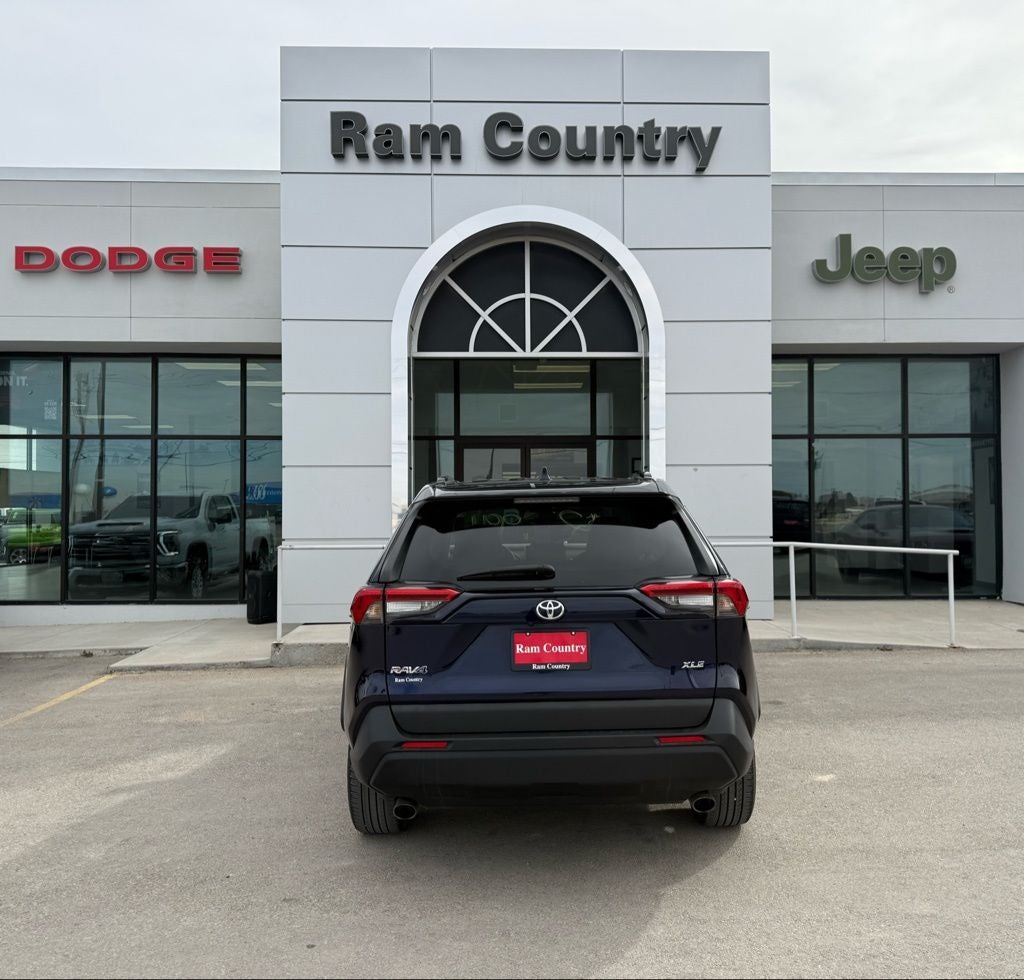 2023 Toyota RAV4 XLE Premium