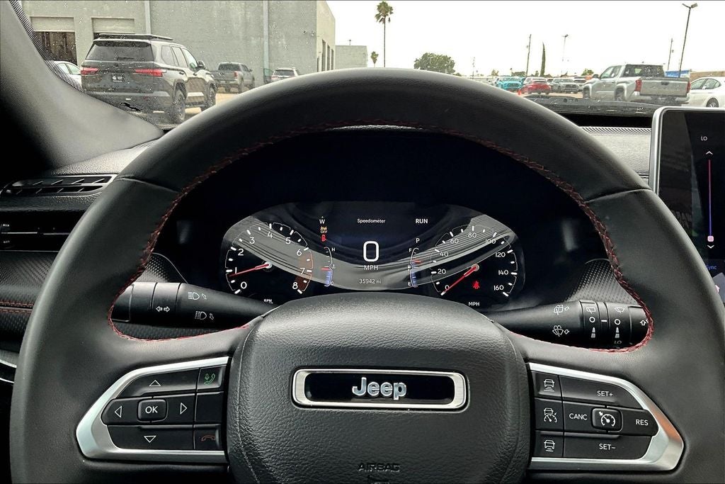 2025 Jeep Compass Trailhawk