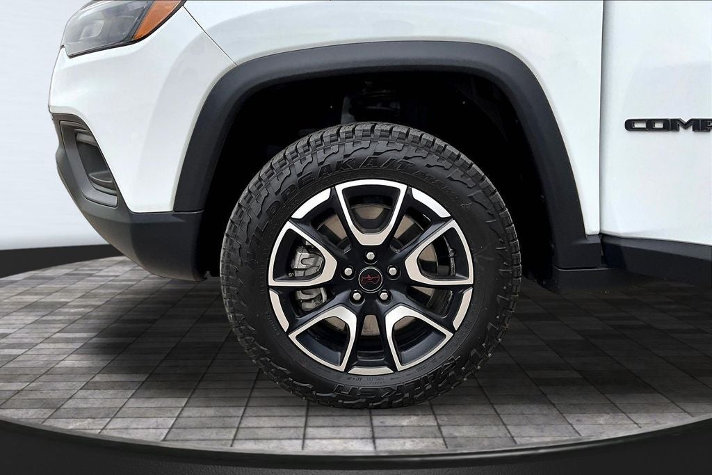 2025 Jeep Compass Trailhawk