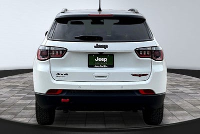 2025 Jeep Compass Trailhawk