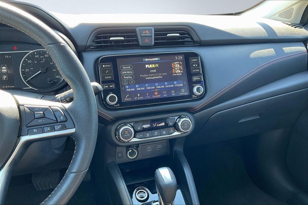 2025 Nissan Versa 1.6 SR