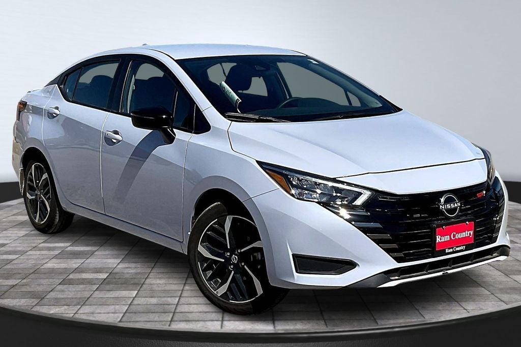 2025 Nissan Versa 1.6 SR