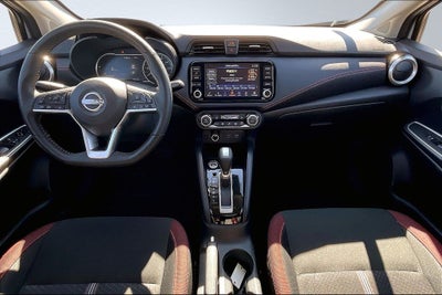 2025 Nissan Versa 1.6 SR
