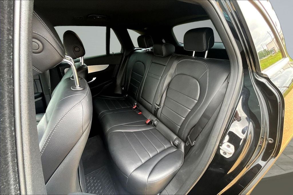 2022 Mercedes-Benz GLC GLC 300