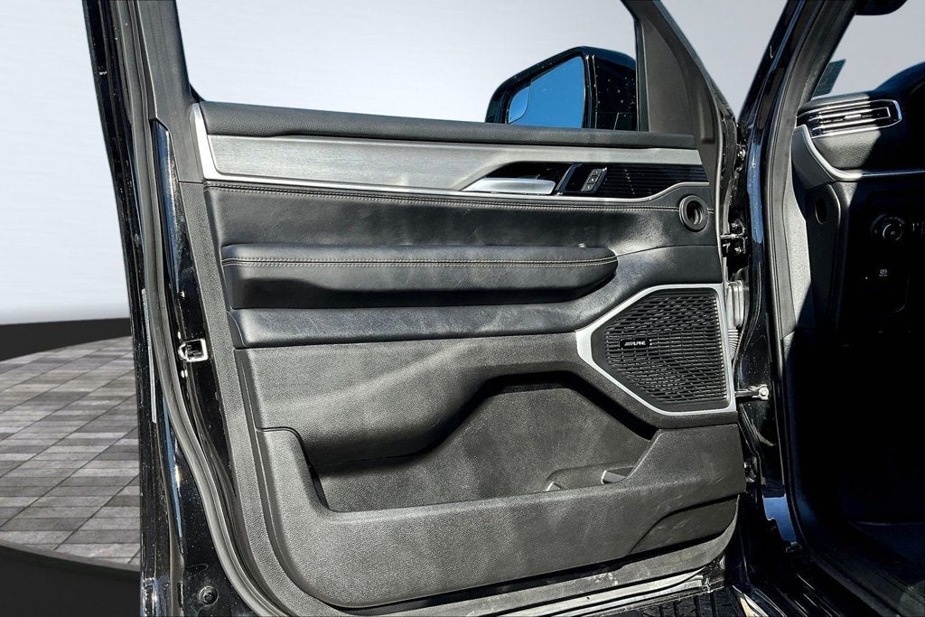 2025 Jeep Wagoneer L Series II