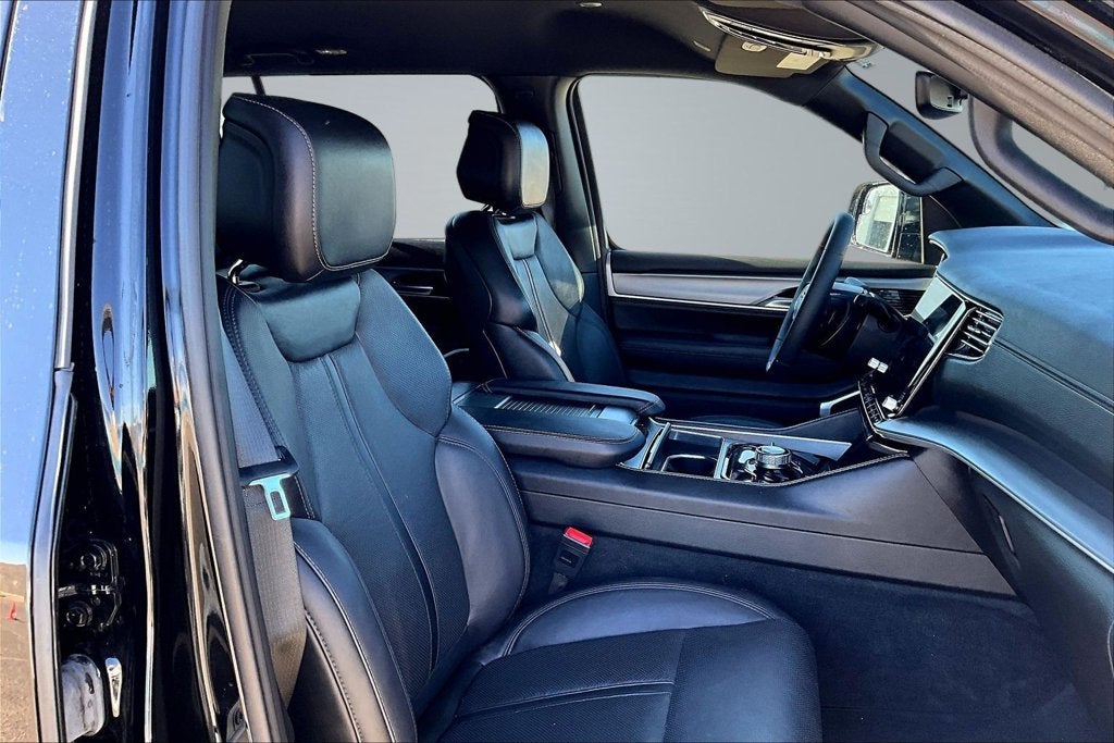 2025 Jeep Wagoneer L Series II
