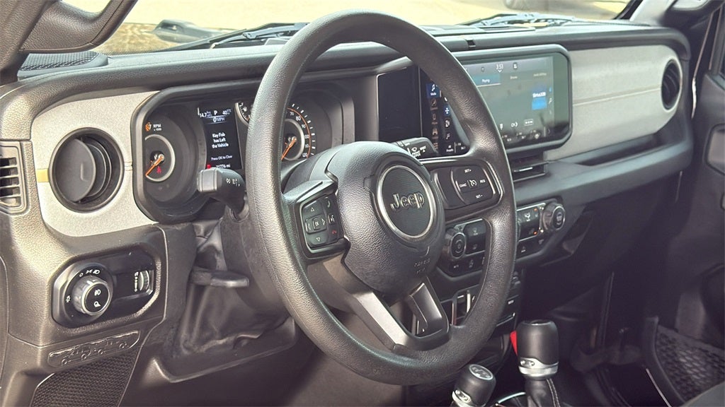 2025 Jeep Gladiator Nighthawk