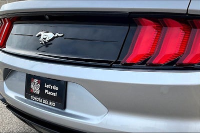 2022 Ford Mustang EcoBoost