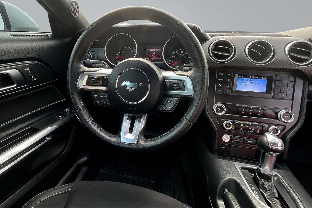 2022 Ford Mustang EcoBoost