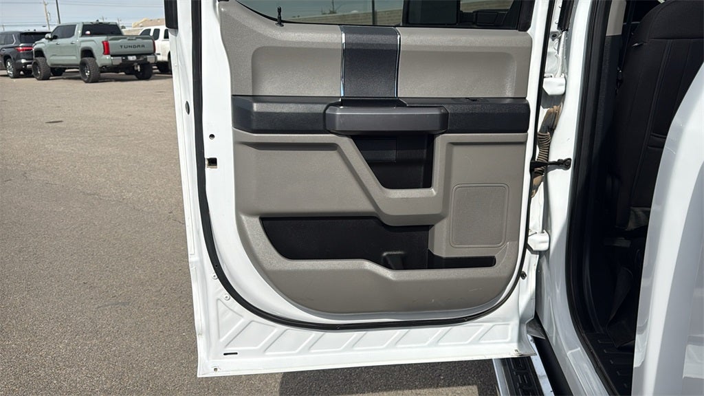 2022 Ford F-450SD XLT DRW