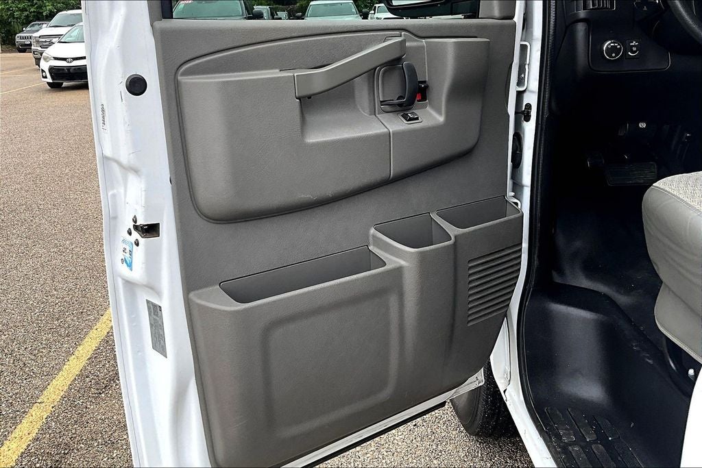 2019 Chevrolet Express 2500 LS Passenger