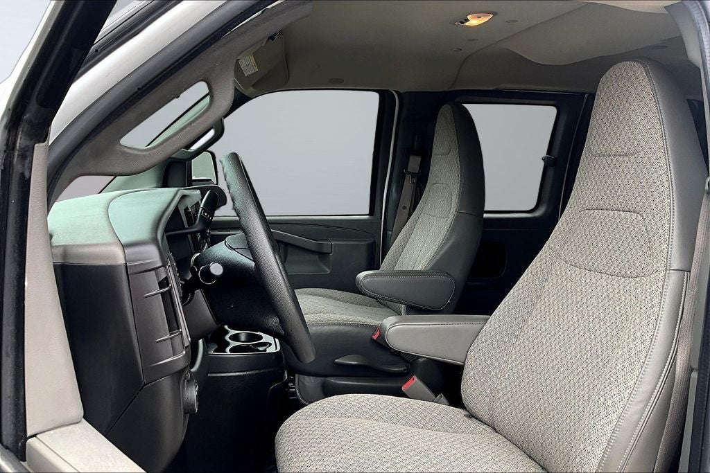 2019 Chevrolet Express 2500 LS Passenger