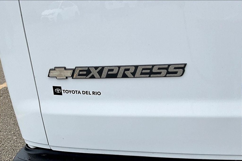 2019 Chevrolet Express 2500 LS Passenger