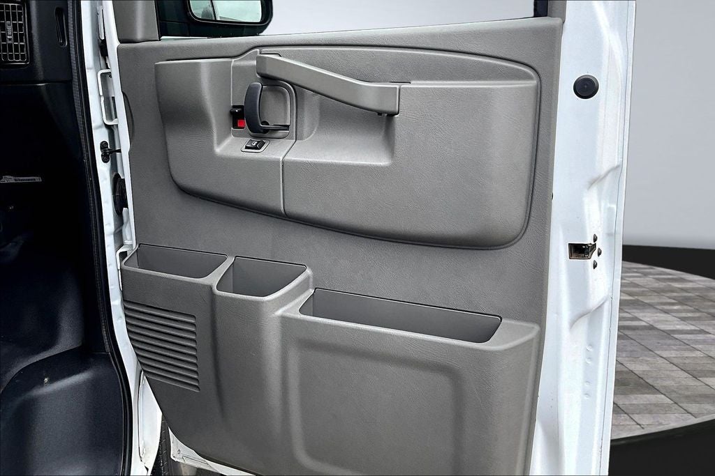 2019 Chevrolet Express 2500 LS Passenger