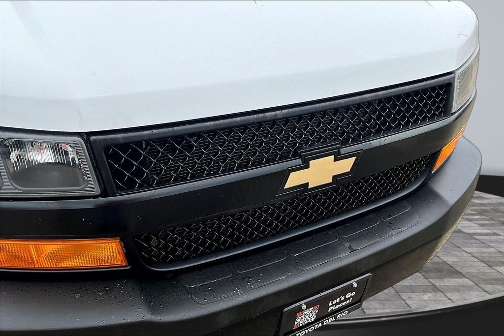 2019 Chevrolet Express 2500 LS Passenger
