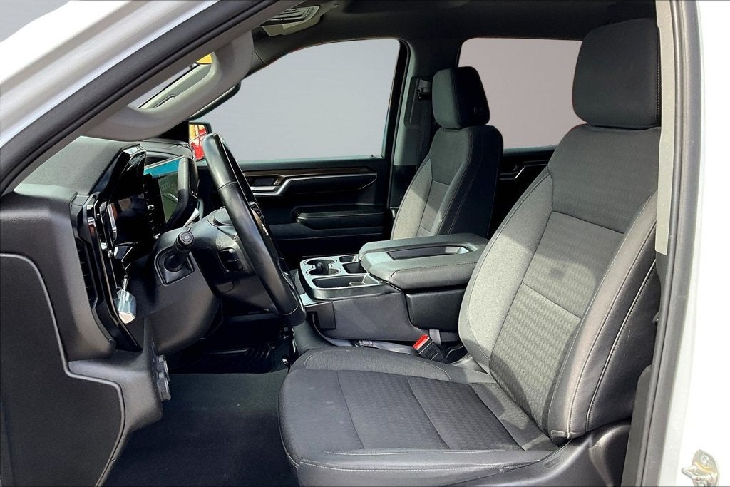 2025 Chevrolet Silverado 1500 LT LT1