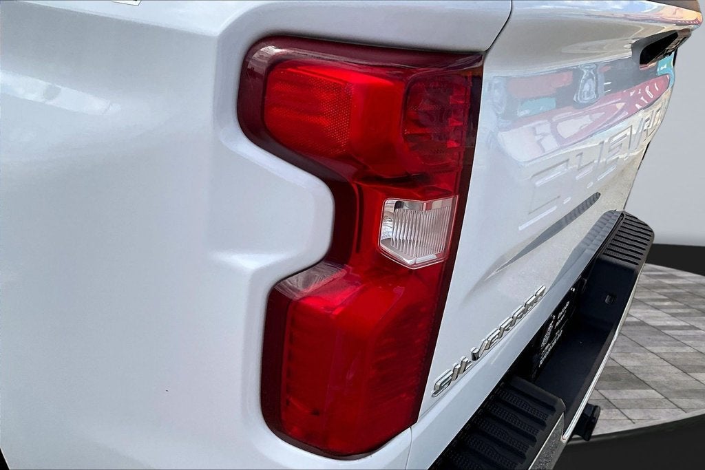 2025 Chevrolet Silverado 1500 LT LT1