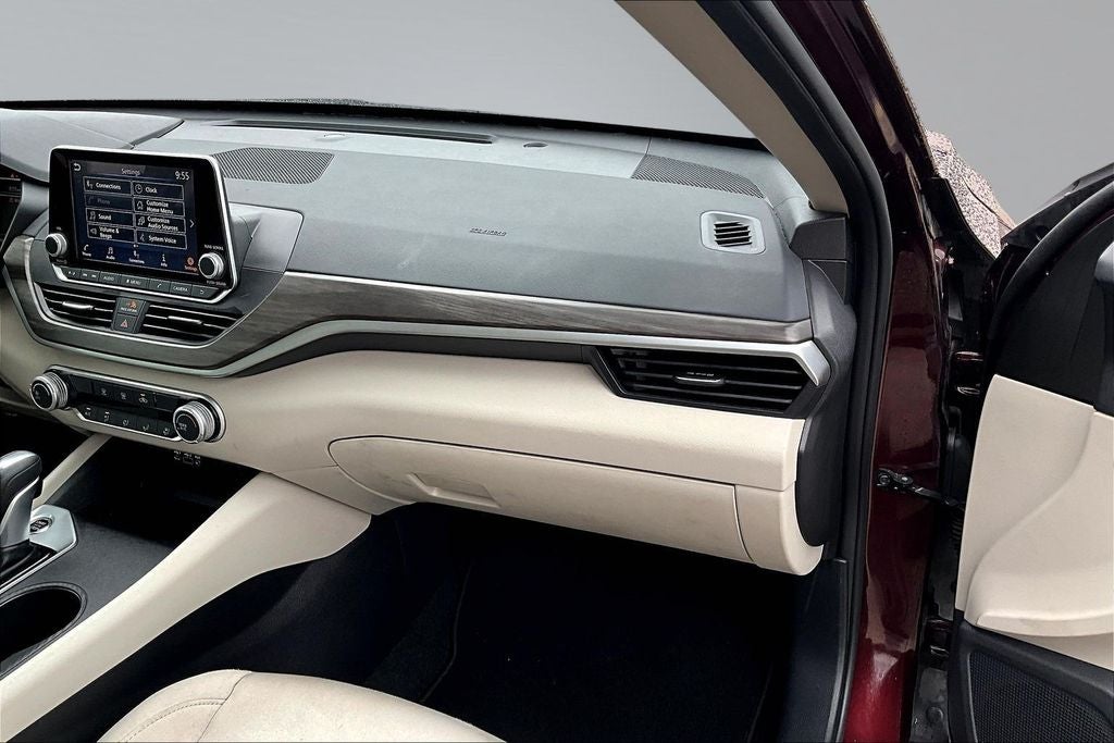 2025 Nissan Altima 2.5 SV