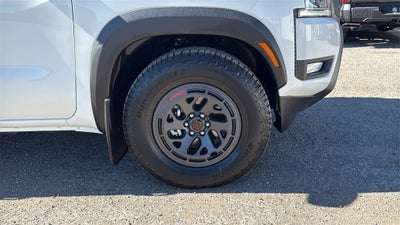 2025 Nissan Frontier PRO-X