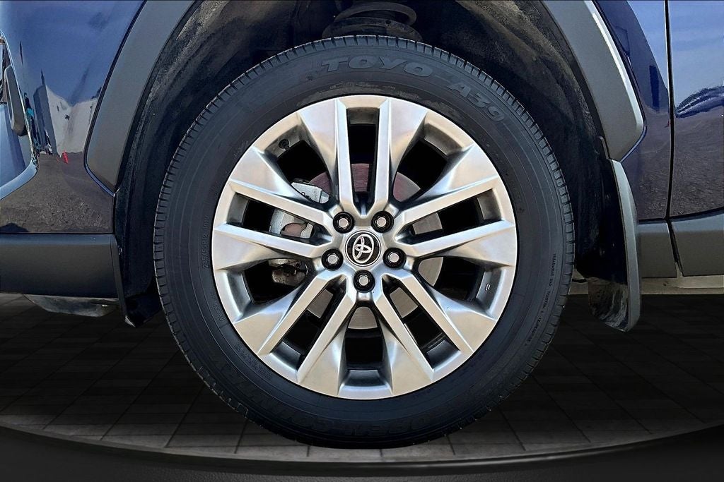 2024 Toyota RAV4 XLE Premium