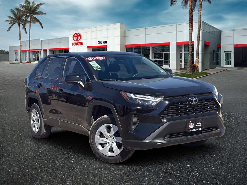 2023 Toyota RAV4 LE