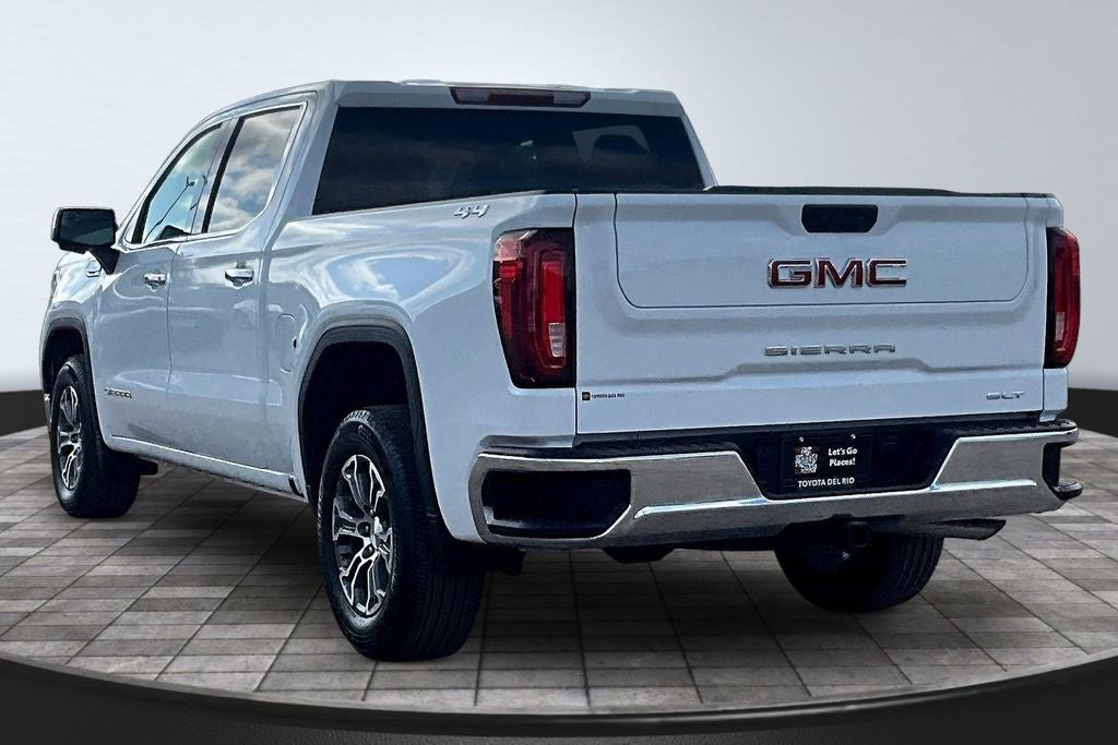 2025 GMC Sierra 1500 SLT