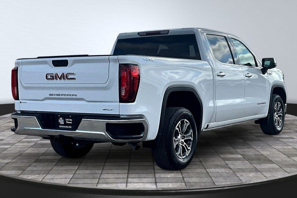 2025 GMC Sierra 1500 SLT