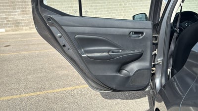 2021 Nissan Versa 1.6 SR