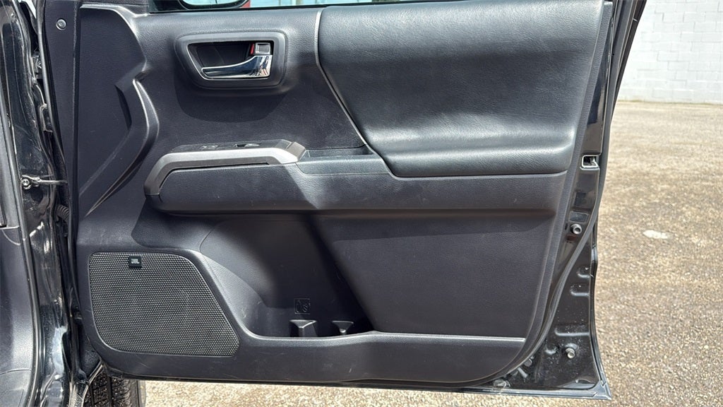 2021 Toyota Tacoma Limited V6