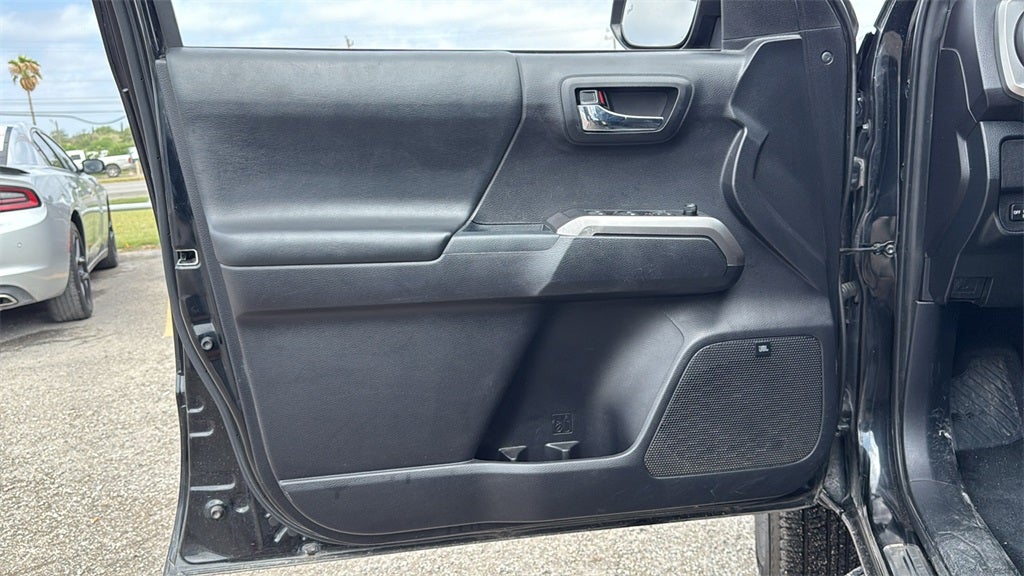 2021 Toyota Tacoma Limited V6