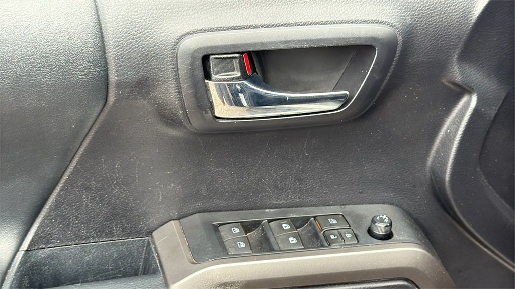 2021 Toyota Tacoma Limited V6