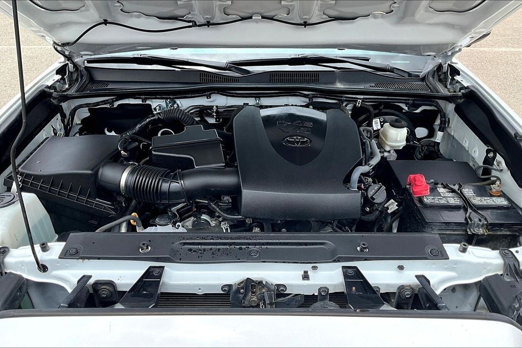 2023 Toyota Tacoma Limited V6