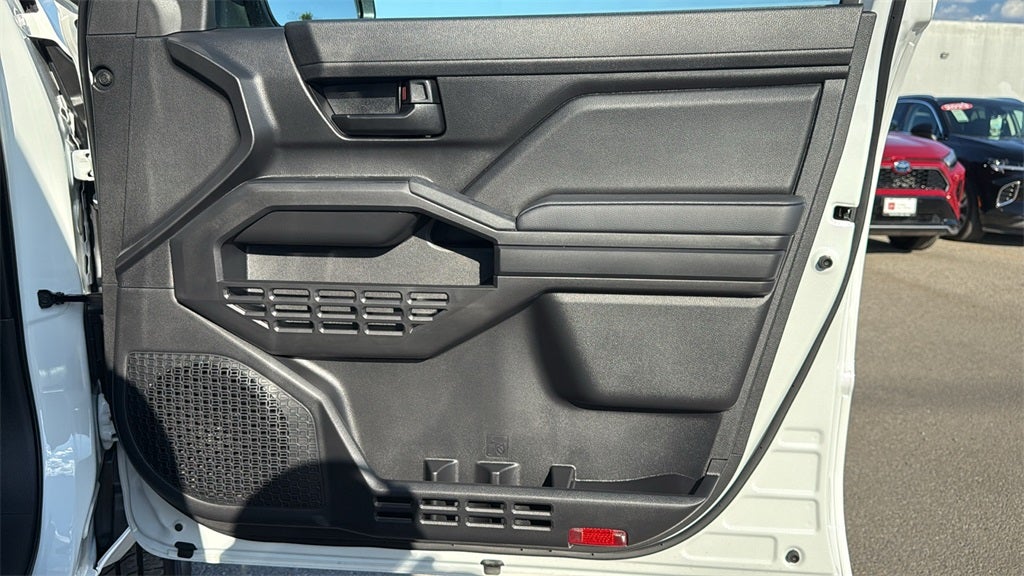 2025 Toyota Tacoma SR