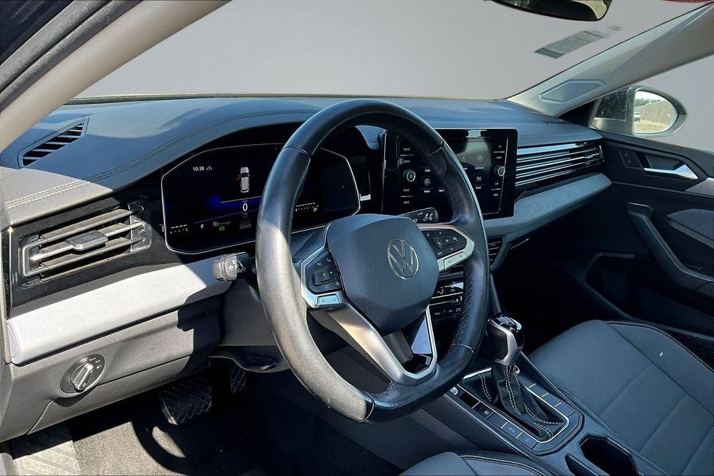 2025 Volkswagen Jetta 1.5T SE