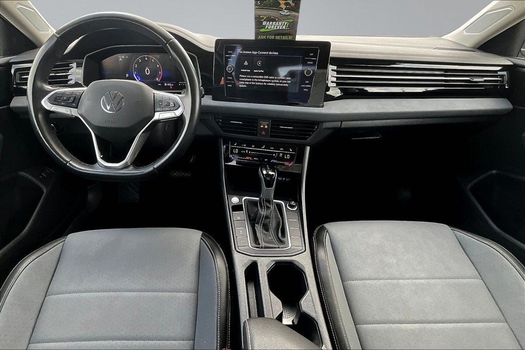 2025 Volkswagen Jetta 1.5T SE