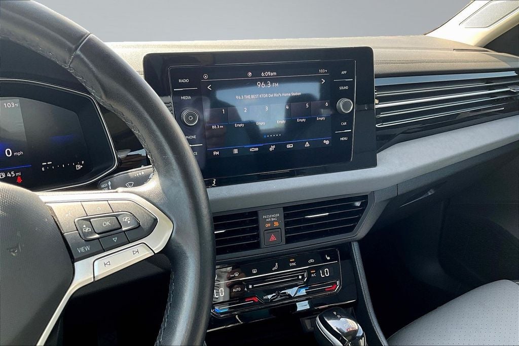 2025 Volkswagen Jetta 1.5T SE