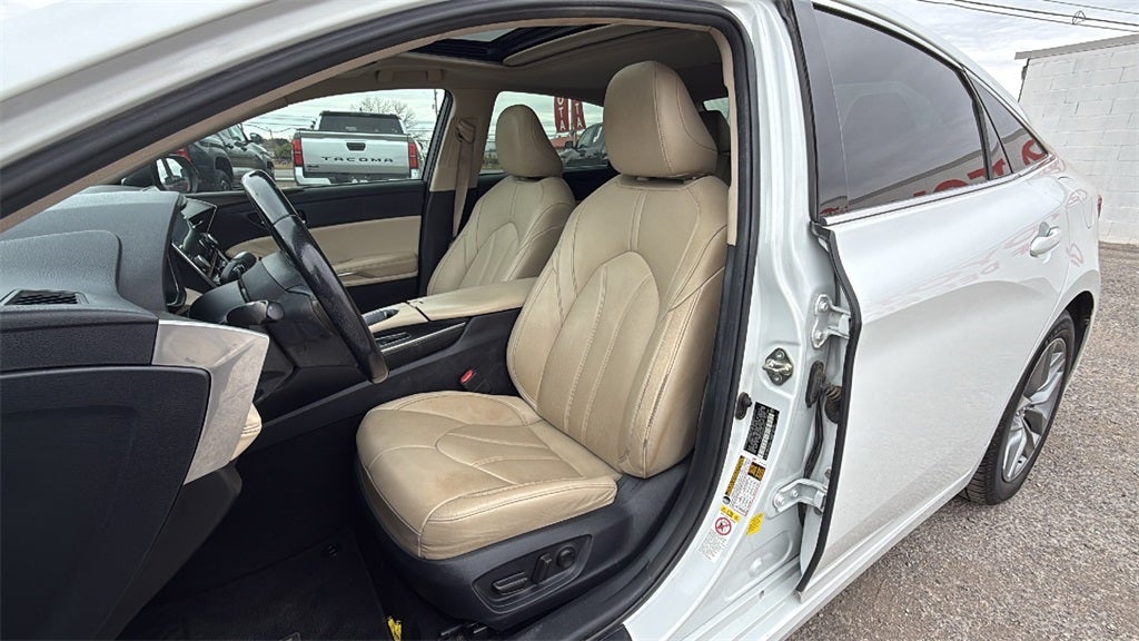 2019 Toyota Avalon XLE